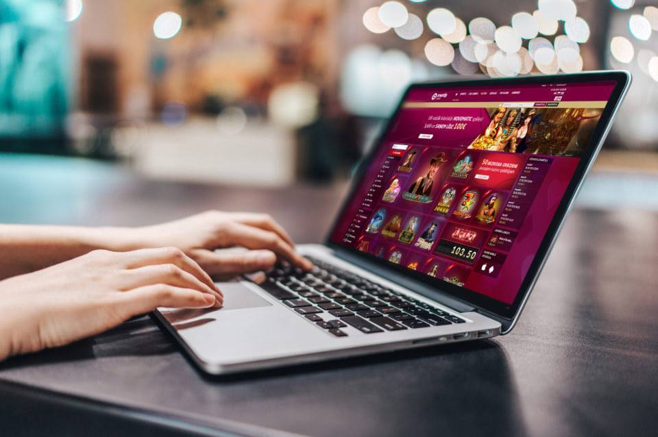 Mükafatlarla Slot Oyunları Şansınızı İddia edin
